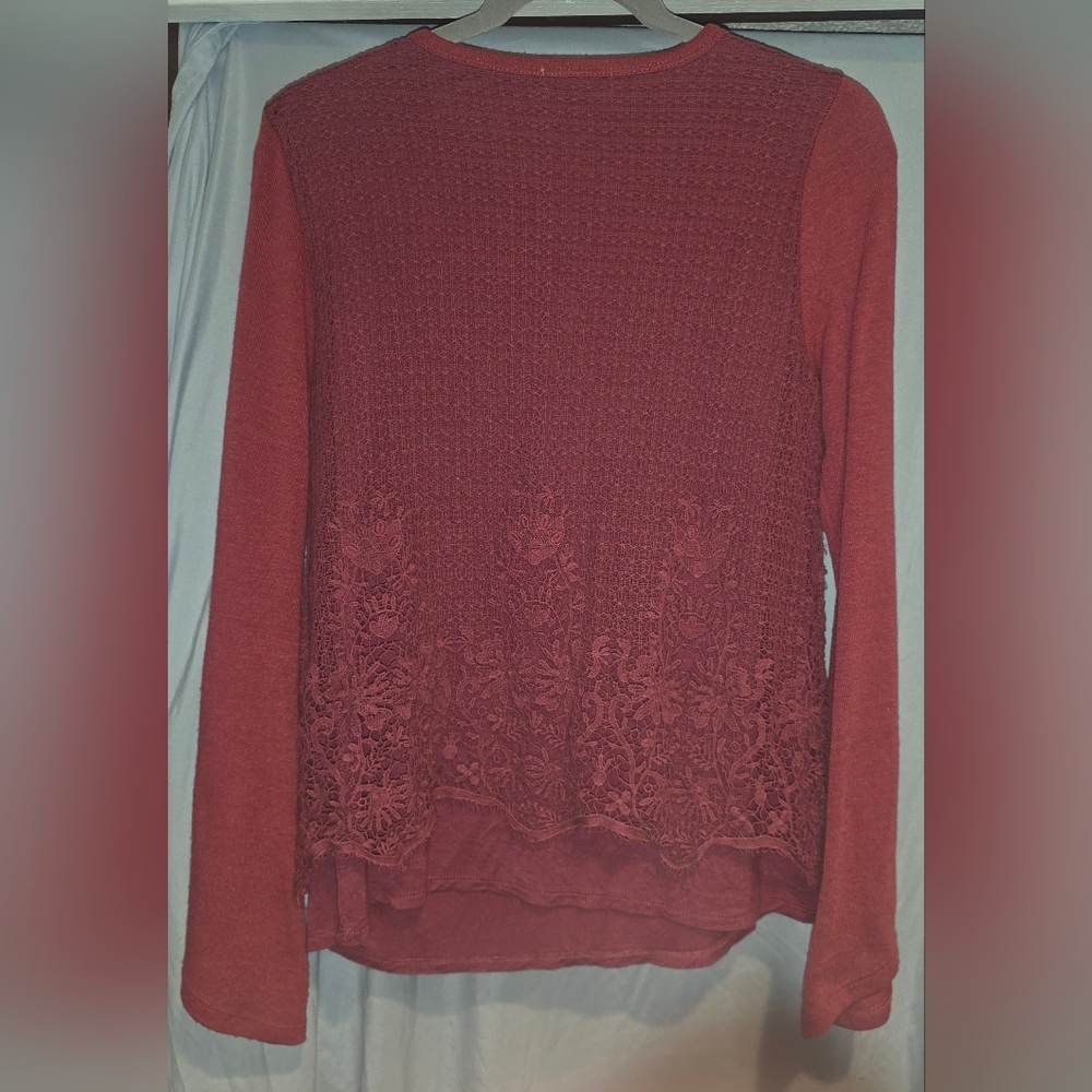 Democracy Dark Pink Lace Long Sleeve Top - Picture 3 of 4